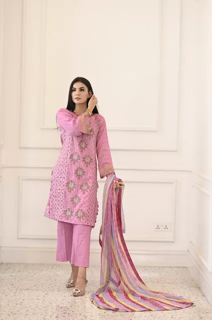 website 20 outfit no4JPG