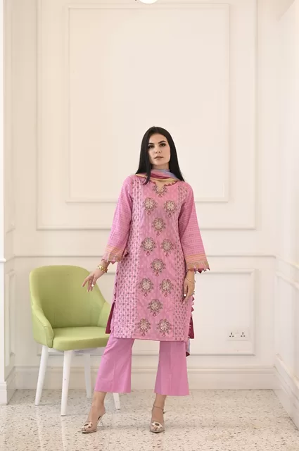 website 22 outfit no4JPG